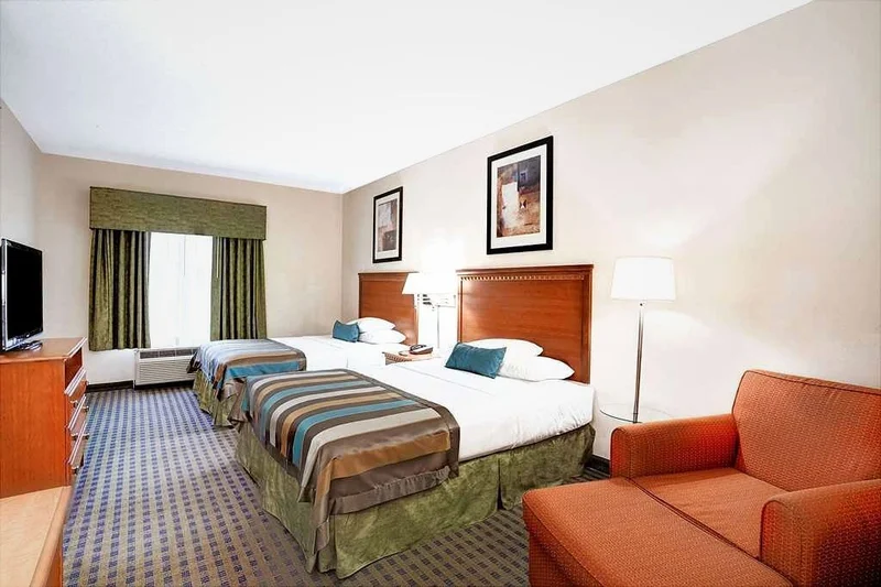 Wingate by Wyndham Atlanta Airport Fairburn - Guest Room image