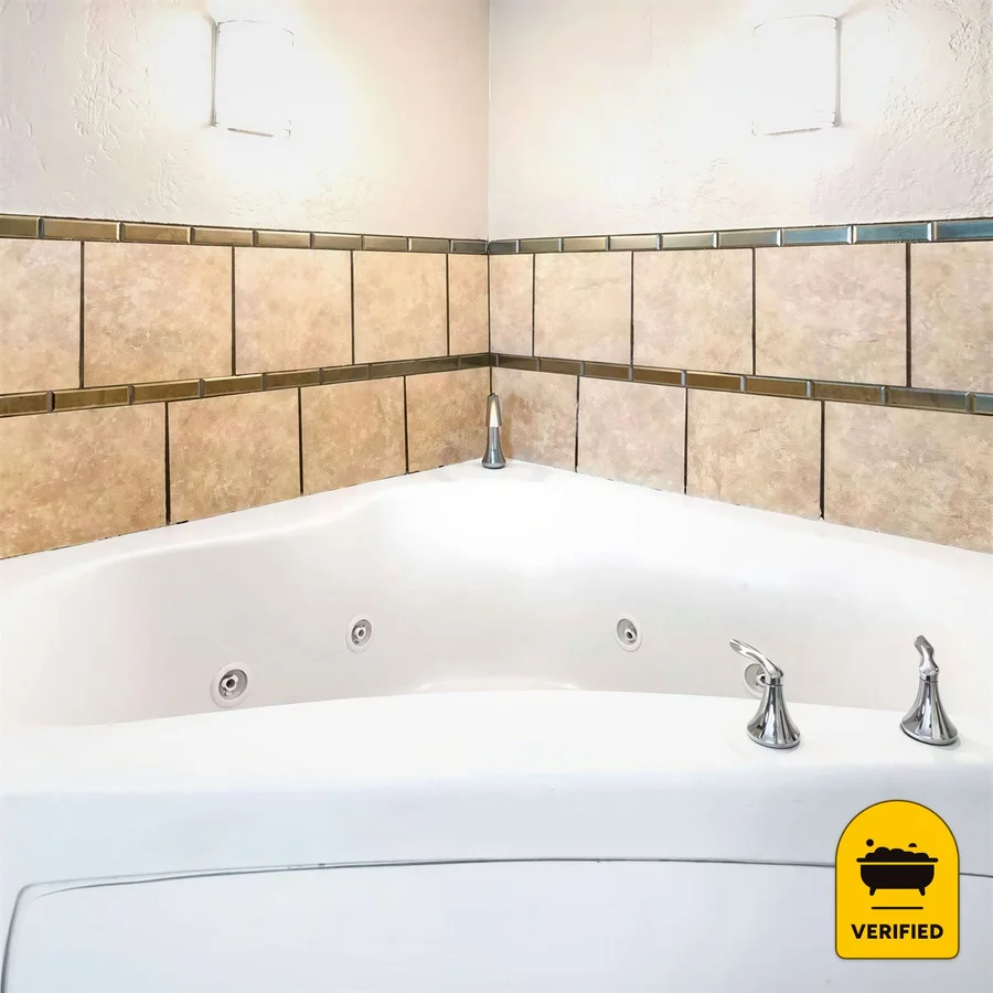 Ramada by Wyndham West Atlantic City: the King Room with Hot Tub in Pleasantville, NJ
