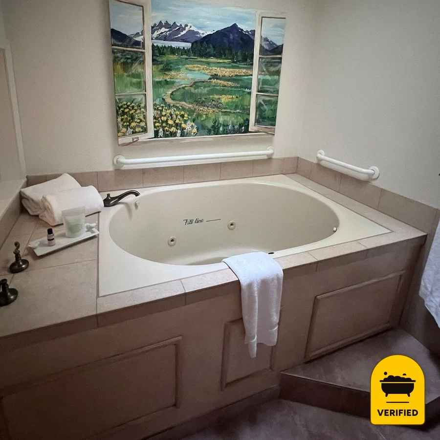 Cottage Grove Inn — the water at Calistoga