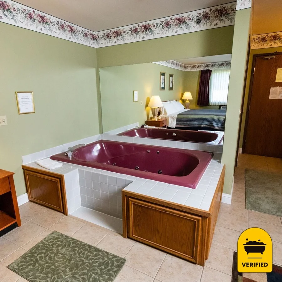 Cedarberry Inn, the water at Sauk City