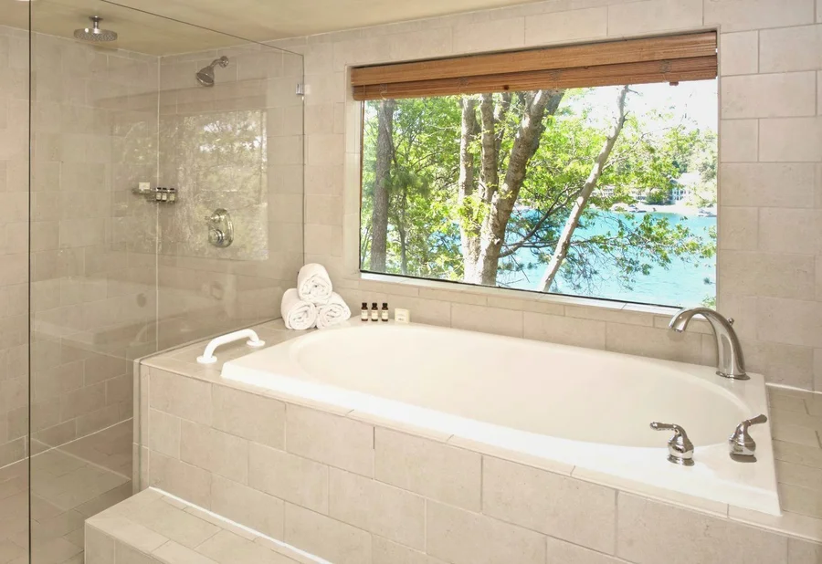Lake Arrowhead Resort and Spa - Featured hot tub