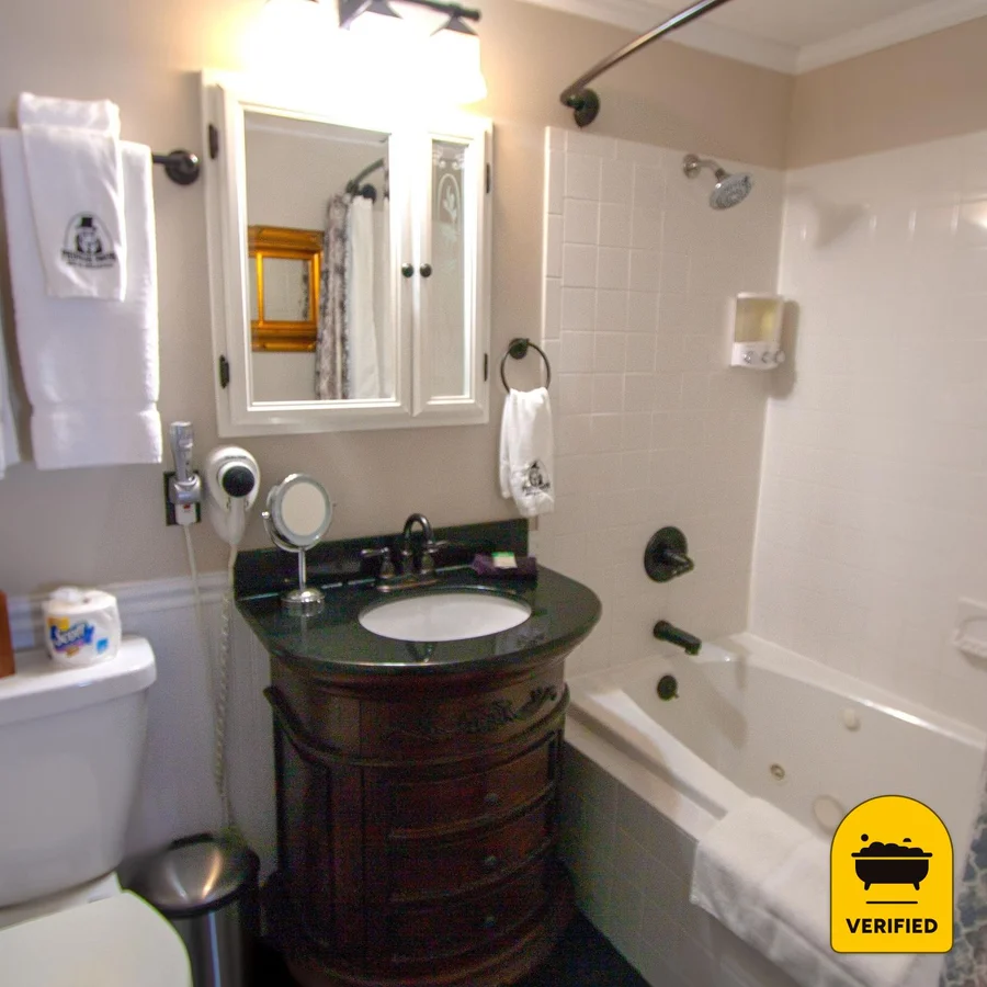 Phineas Swann Inn & Spa, the water at Montgomery Center