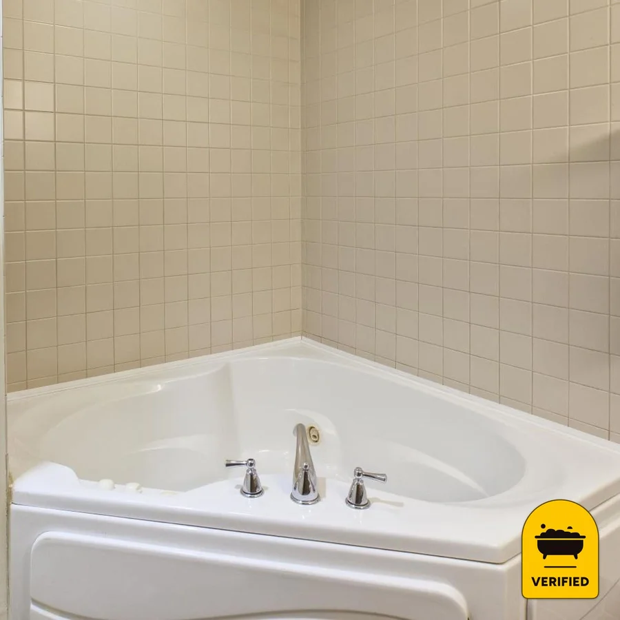 Country Inn & Suites by Radisson, Benton Harbor-St. Joseph, MI, the water at Benton Harbor