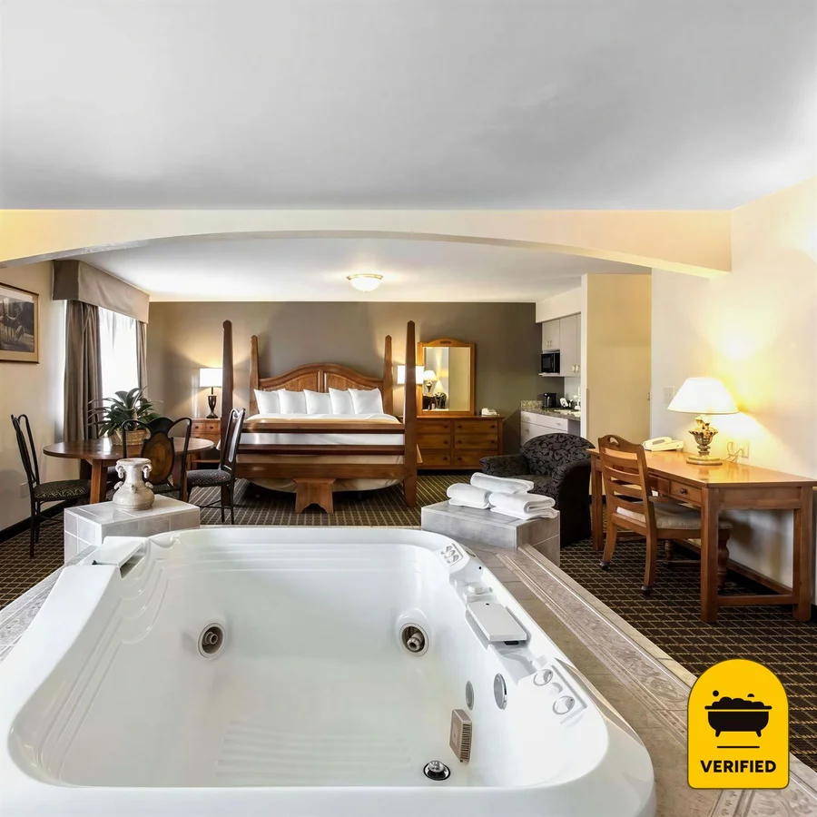 Quality Inn & Suites, the water at Silverthorne