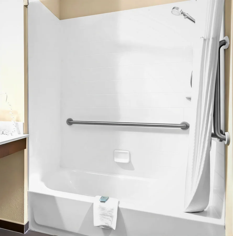 Best Western St. Louis Airport North Hotel & Suites - Featured hot tub
