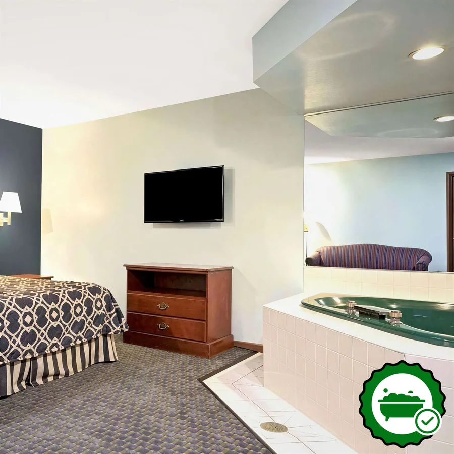 River Hill Inn & Suites - Verified Jacuzzi In-Room