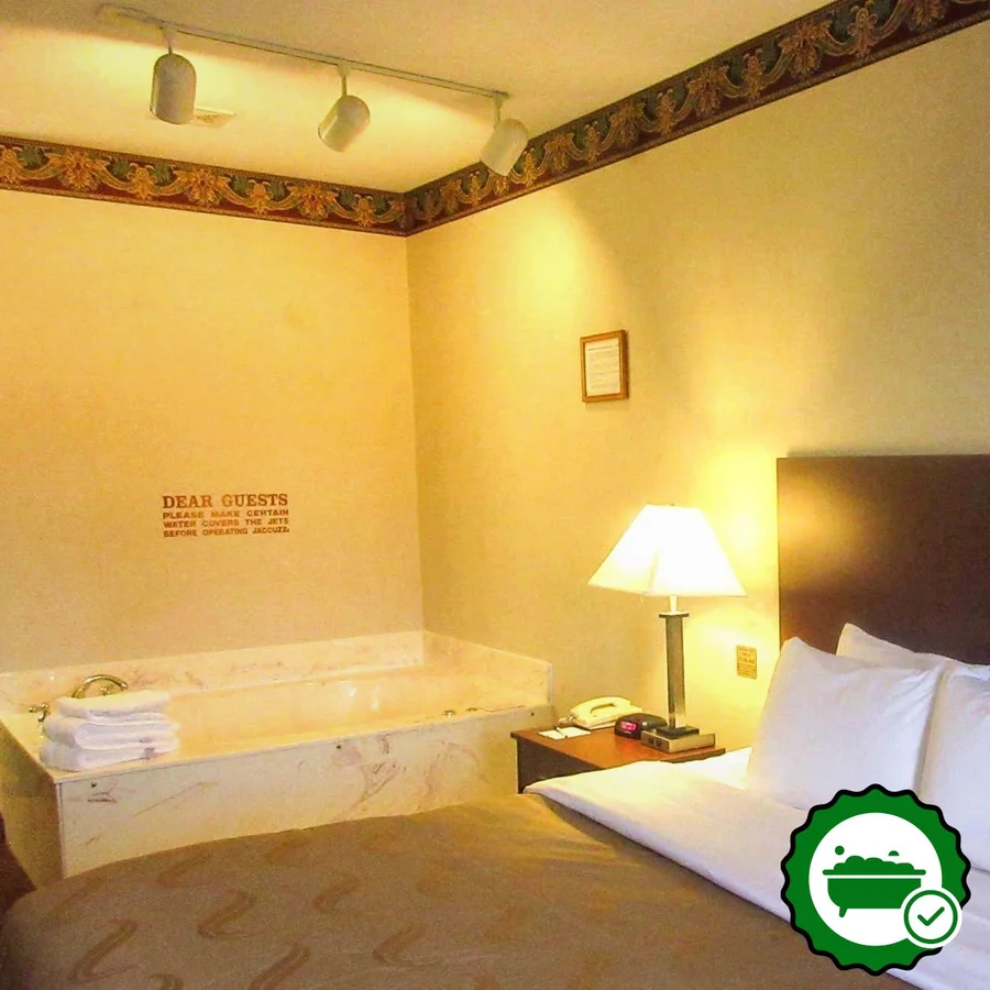 Quality Inn - Verified Jacuzzi In-Room