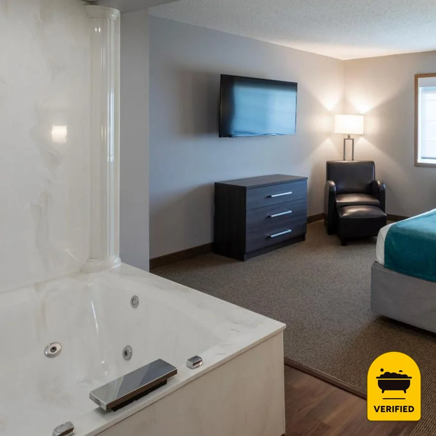 Paynesville Inn And Suites, the water at Paynesville