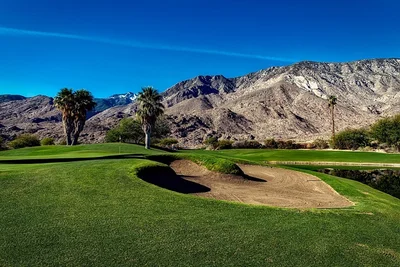 Hotels with in-room Jacuzzi in Palm Springs