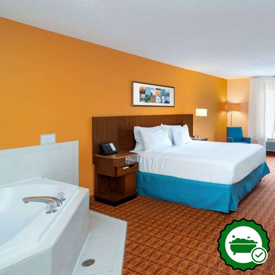 Fairfield Inn & Suites Nashville Smyrna - Verified Jacuzzi In-Room