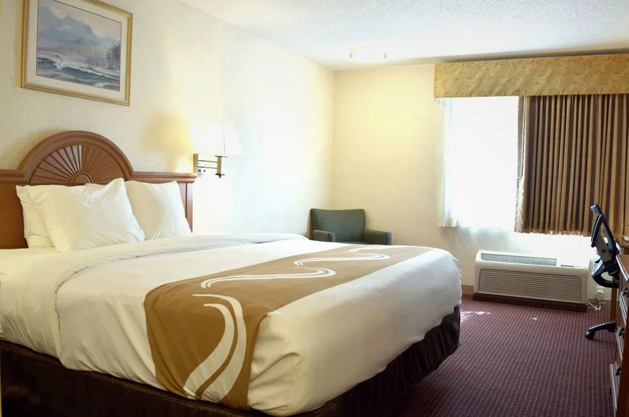 Quality Inn Boulder - Louisville - Guest Room image