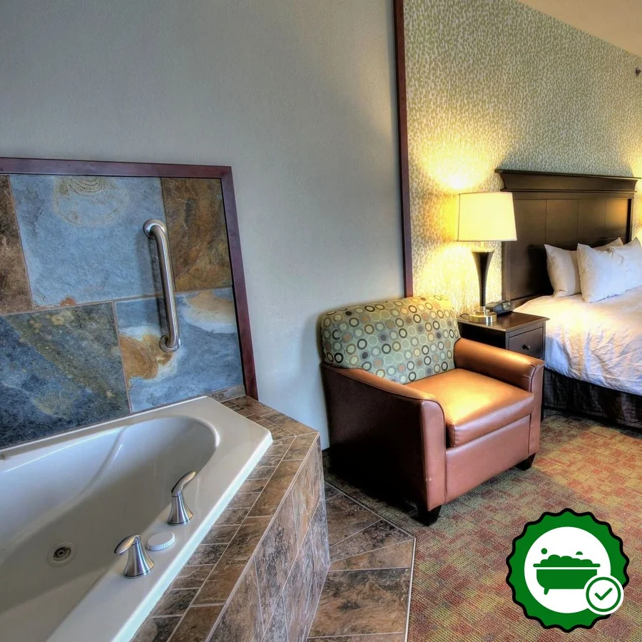 Hampton Inn Pigeon Forge - Verified Jacuzzi In-Room