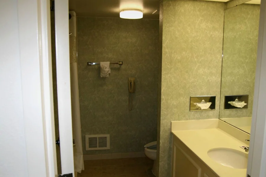 Travelodge by Wyndham Roanoke - Featured hot tub