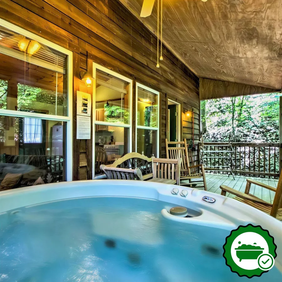 Nantahala Cabins - Verified Jacuzzi In-Room