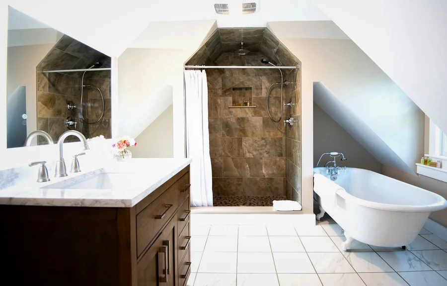 Cleftstone Inn - Featured hot tub