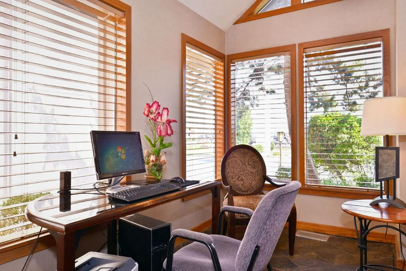 Arbor Suites At The Mall - Guest Room image