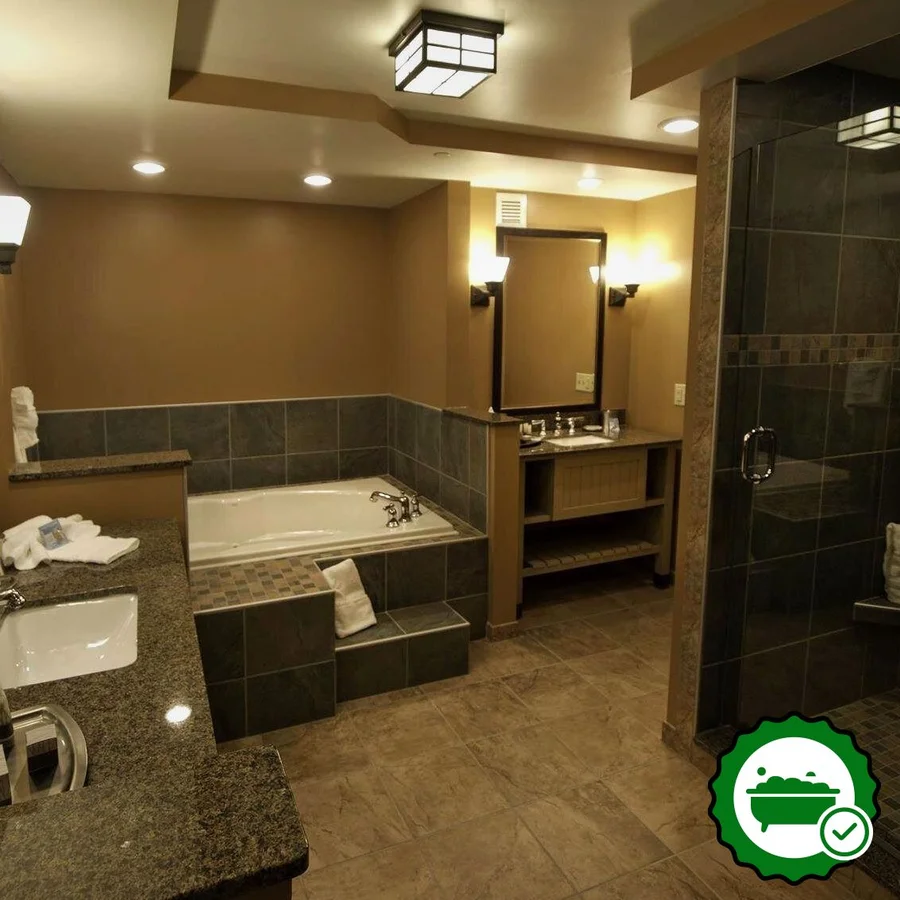 Harbor Hotel 1000 Islands - Verified Jacuzzi In-Room