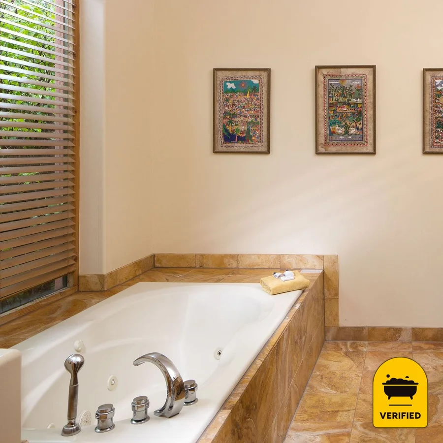 Blue Lake Ranch: the Lake View Whirlpool Suite in Hesperus, CO