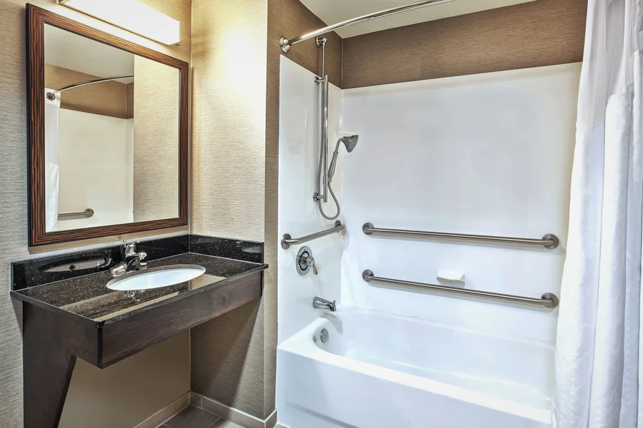 Holiday Inn Express & Suites Dayton South - I-675, an IHG hotel - Featured hot tub
