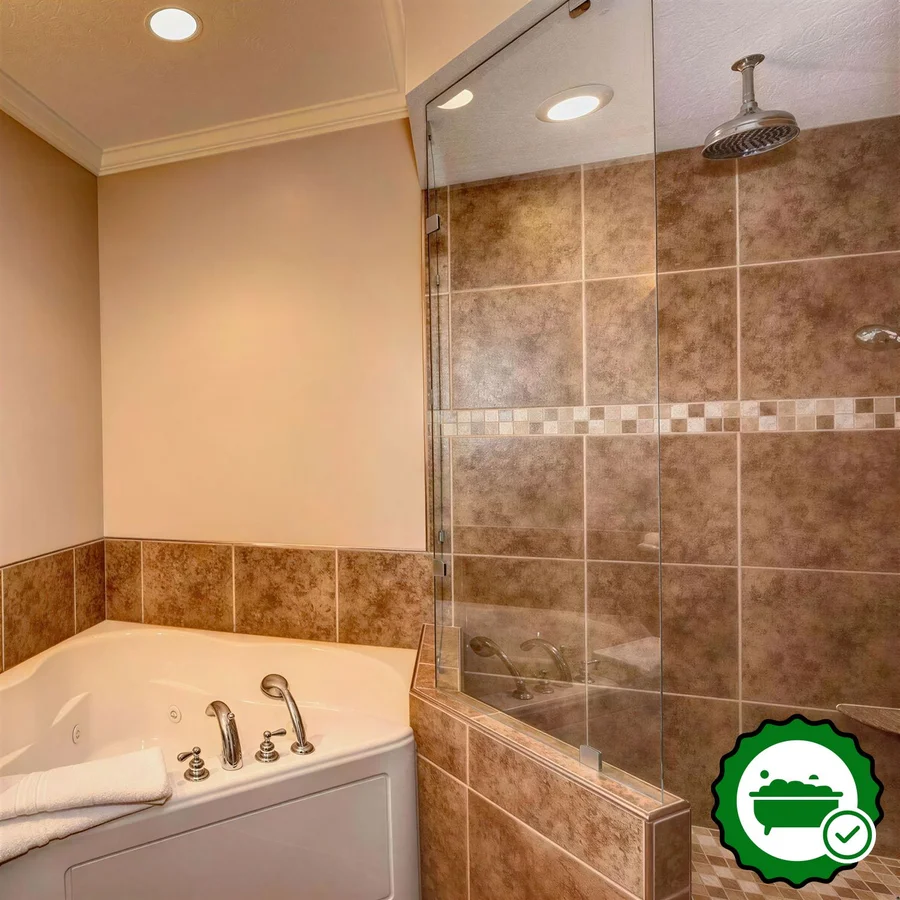 Berlin Resort - Verified Jacuzzi In-Room