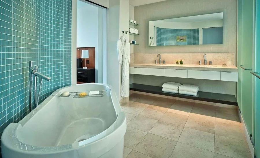 Hotel Arista - Featured hot tub