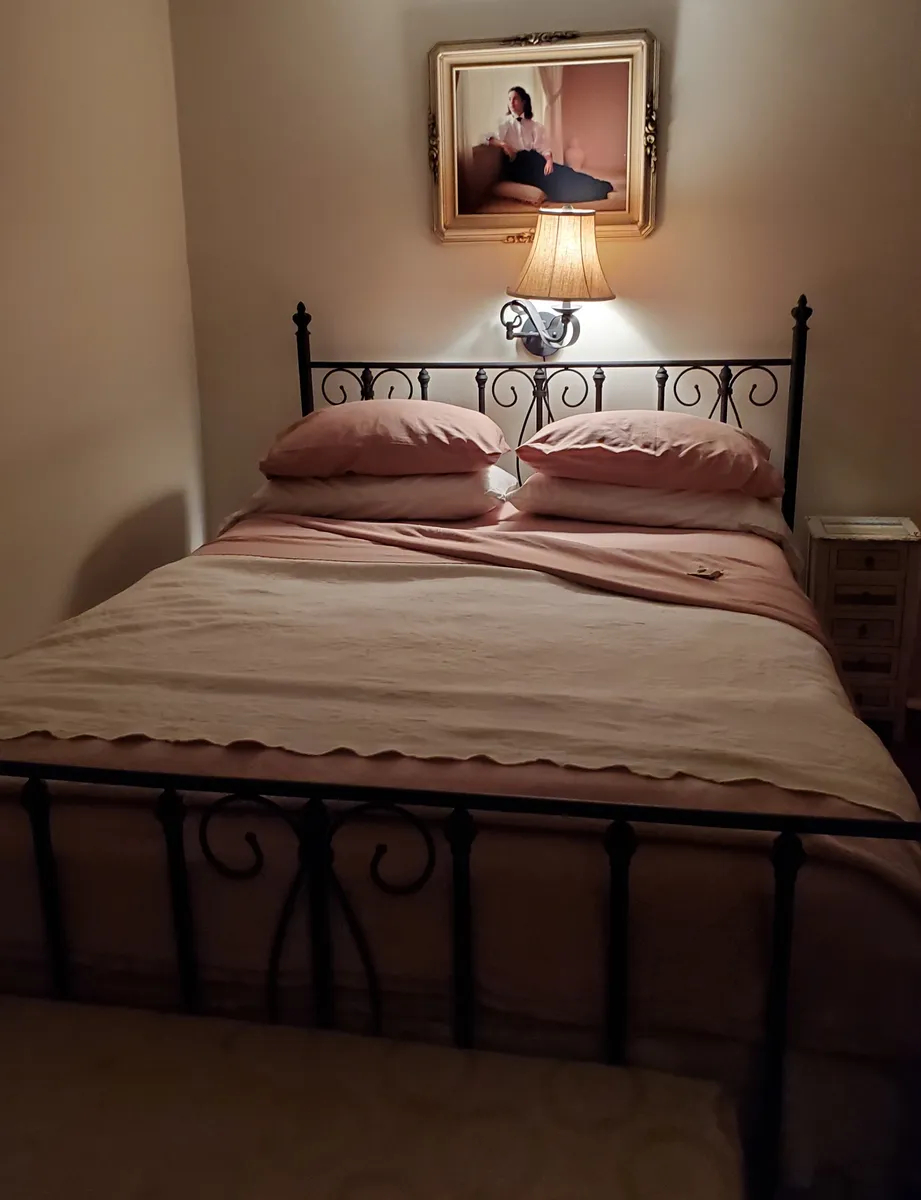 Pryor House Bed and Breakfast - Guest Room image
