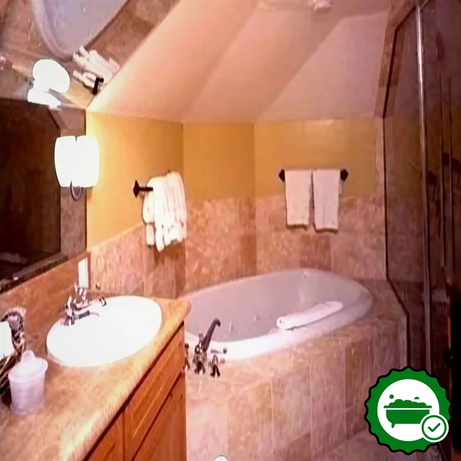 The Inn at Lost Creek - Verified Jacuzzi In-Room