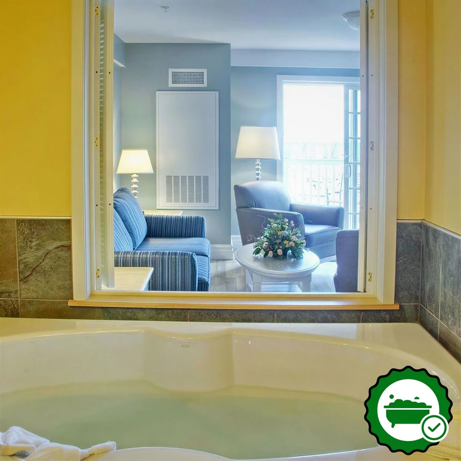 Watkins Glen Harbor Hotel - Verified Jacuzzi In-Room