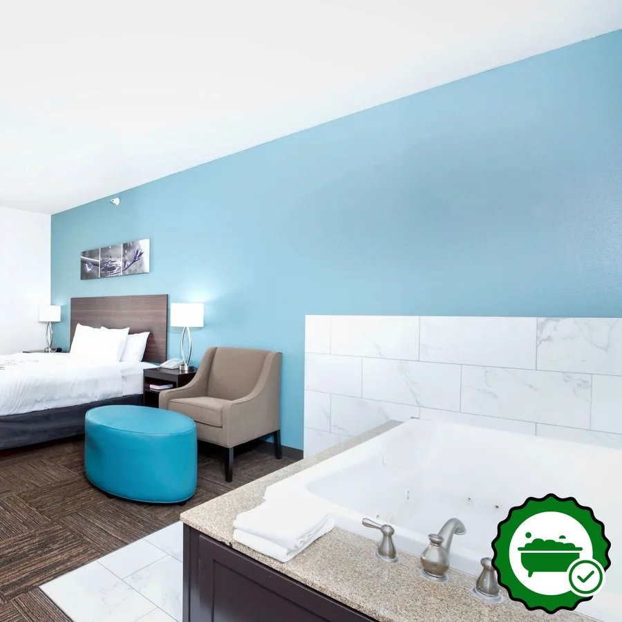 Sleep Inn & Suites Washington Near Peoria - Verified Jacuzzi In-Room
