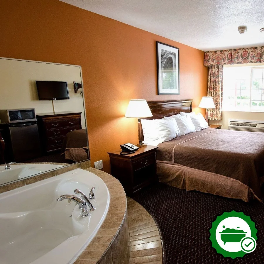 Grove City Travel Inn By Oyo Columbus South - Verified Jacuzzi In-Room