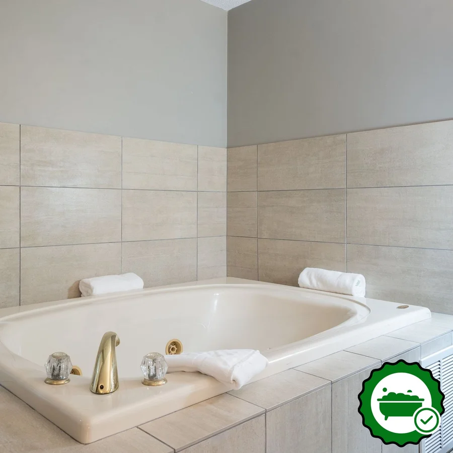 Holiday Inn Express & Suites Bad Axe By IHG - Verified Jacuzzi In-Room