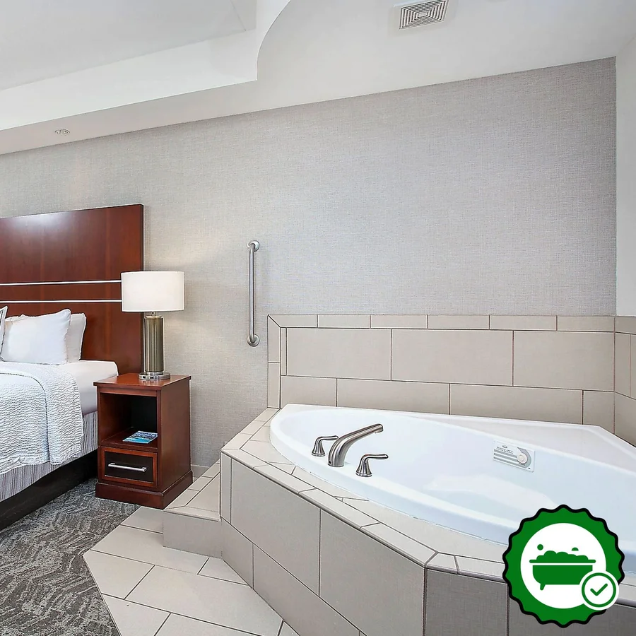 Springhill Suites Pigeon Forge - Verified Jacuzzi In-Room