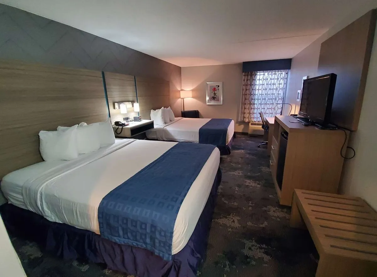 Best Western Historic Frederick - Guest Room image