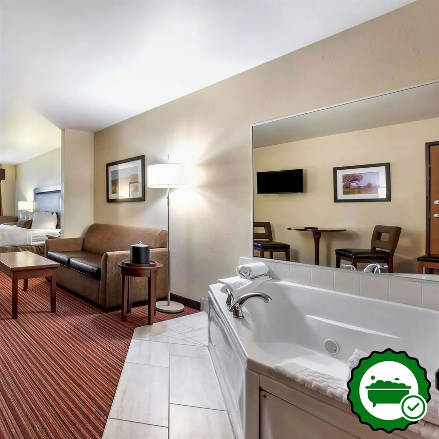Best Western Plus Sparta Trail Lodge - Verified Jacuzzi In-Room