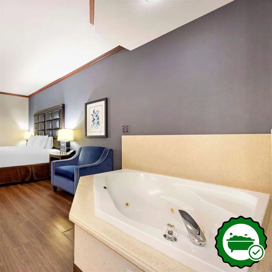 Best Western Plus Northwind Inn & Suites - Verified Jacuzzi In-Room