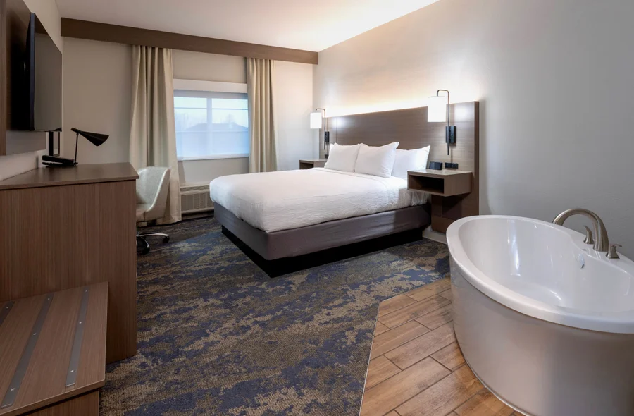 GrandStay Hotel & Suites Algona - Featured hot tub