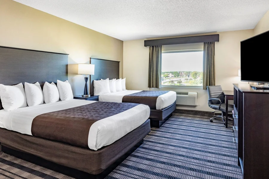 AmericInn by Wyndham Apple Valley - Guest Room image