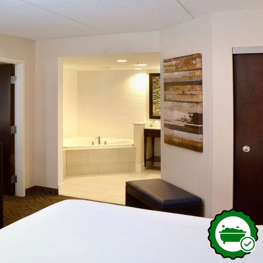 Holiday Inn Youngstown-south (boardman) By IHG - Verified Jacuzzi In-Room