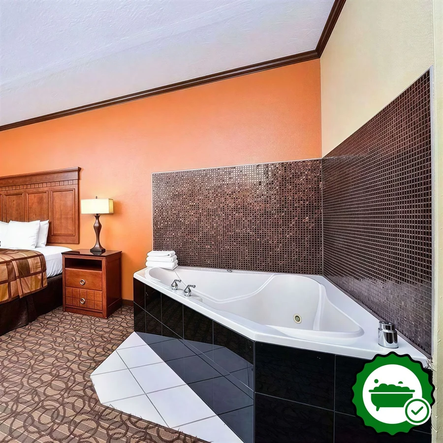 Best Western Plus Midwest Inn & Suites - Verified Jacuzzi In-Room