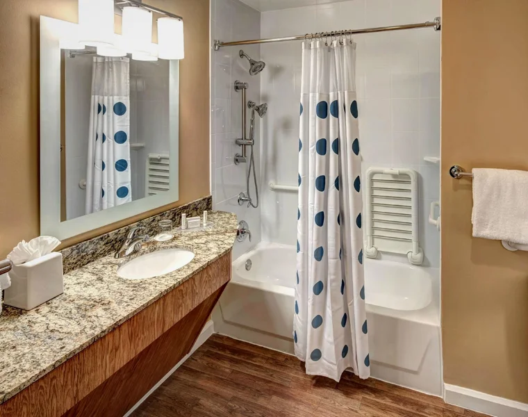 TownePlace Suites Dallas Las Colinas - Featured hot tub